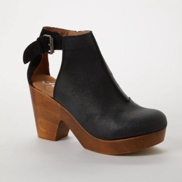 Free People AMBER ORCHARD Clog Black Leather + Suede - Picture 4 of 13